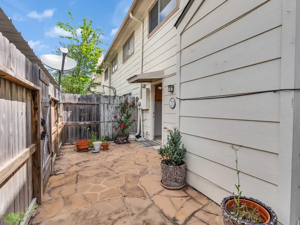 $2,100 | 14325 Lost Meadow Lane, Houston, TX 77079