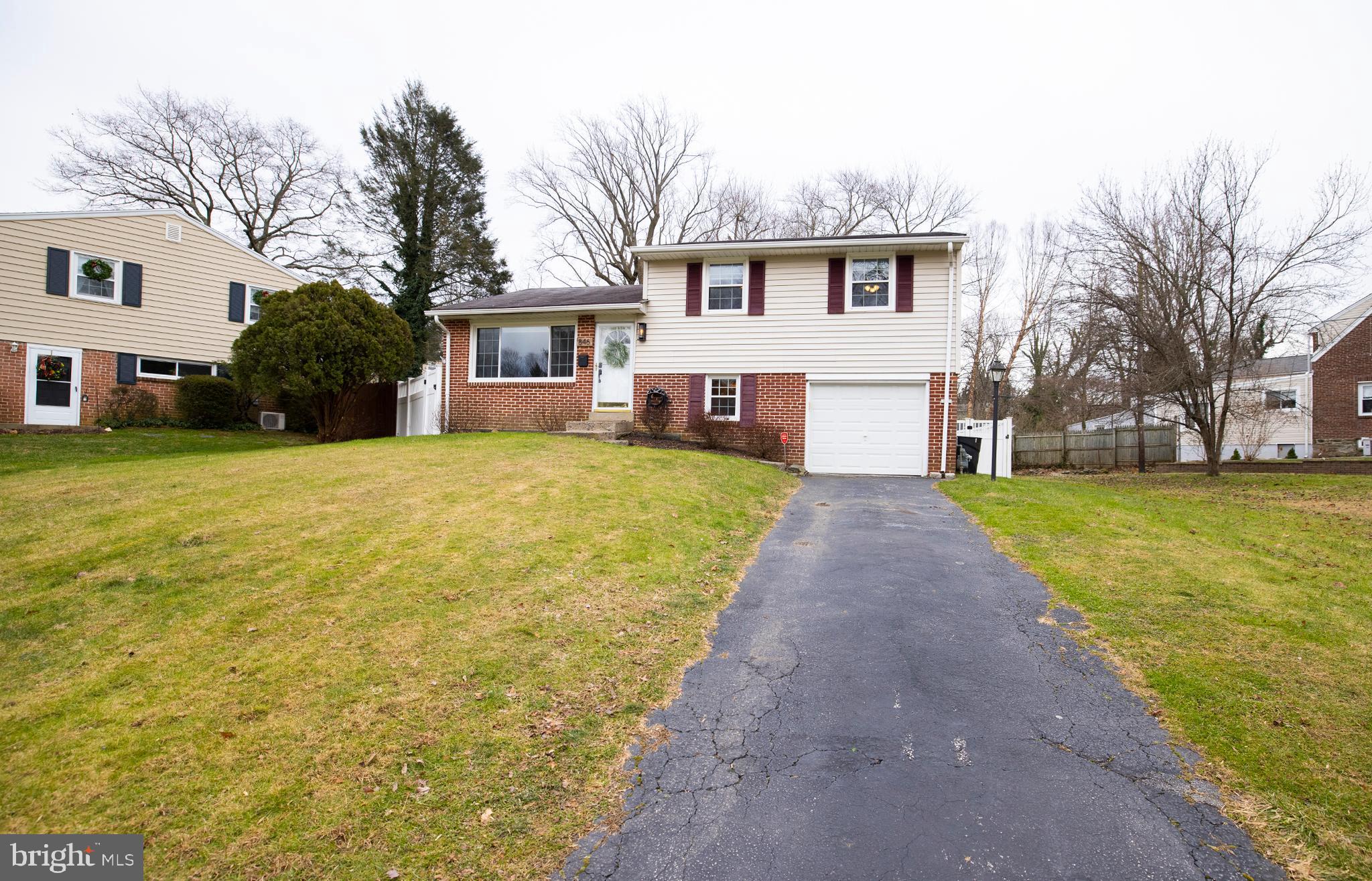 846 Valley View Road Media, PA 19063 - Photo 1 of 23 Front