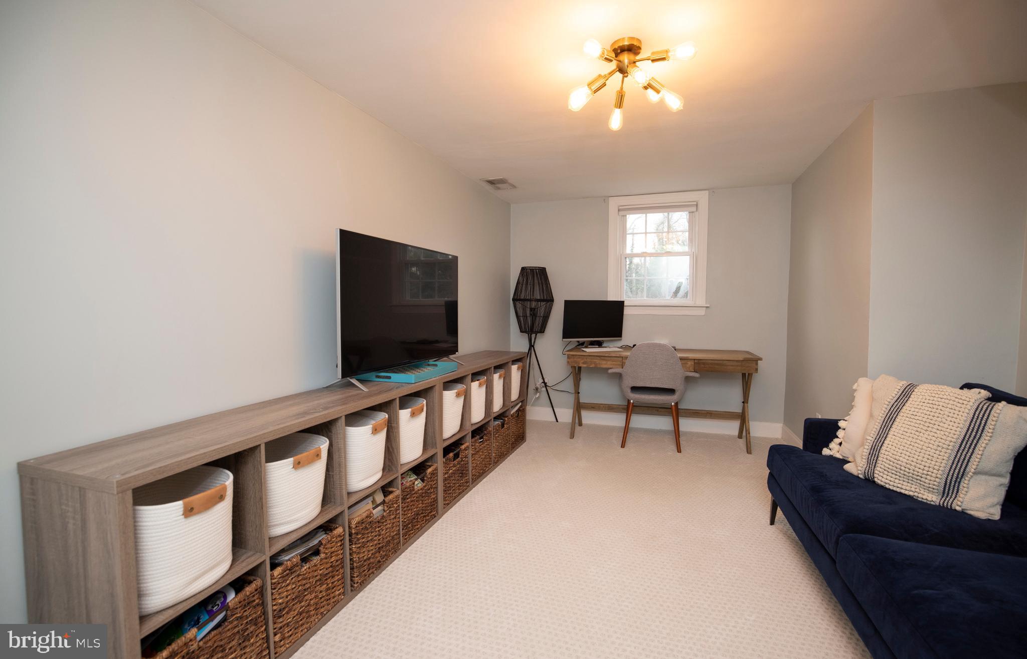 846 Valley View Road Media, PA 19063 - Photo 13 of 23 Family Room