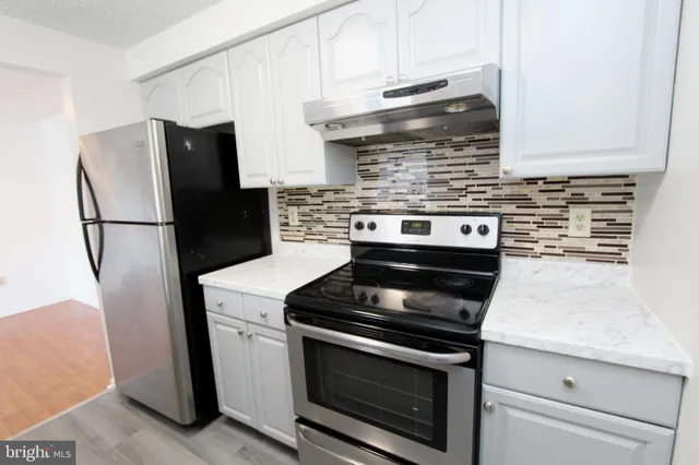 $2,500 | 7714 Tamarron Drive, Plainsboro, NJ 08536