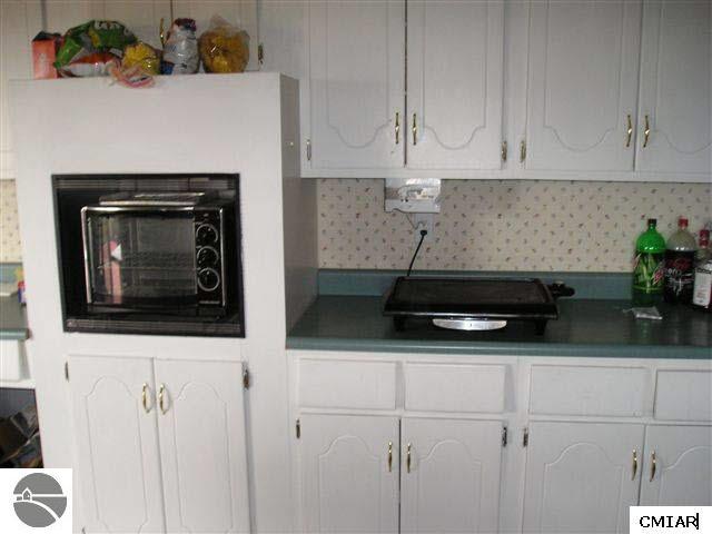 7591 South Chippewa Road Shepherd, MI 48883 - Photo 3 of 9 1771815-2.JPG