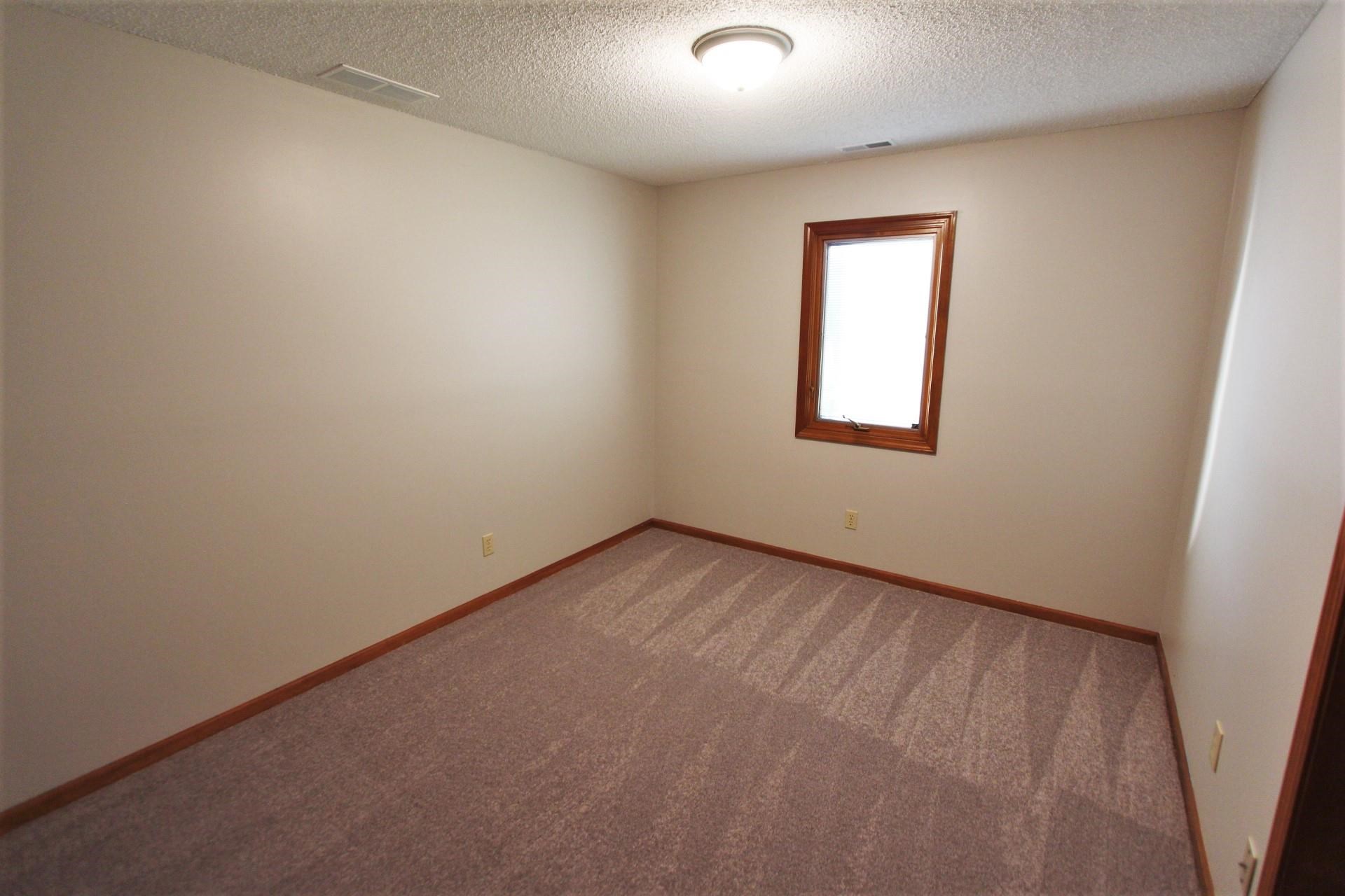 10021 Castle Ridge Place Fort Wayne, IN 46825 - Photo 22 of 28 Gallery Image 22