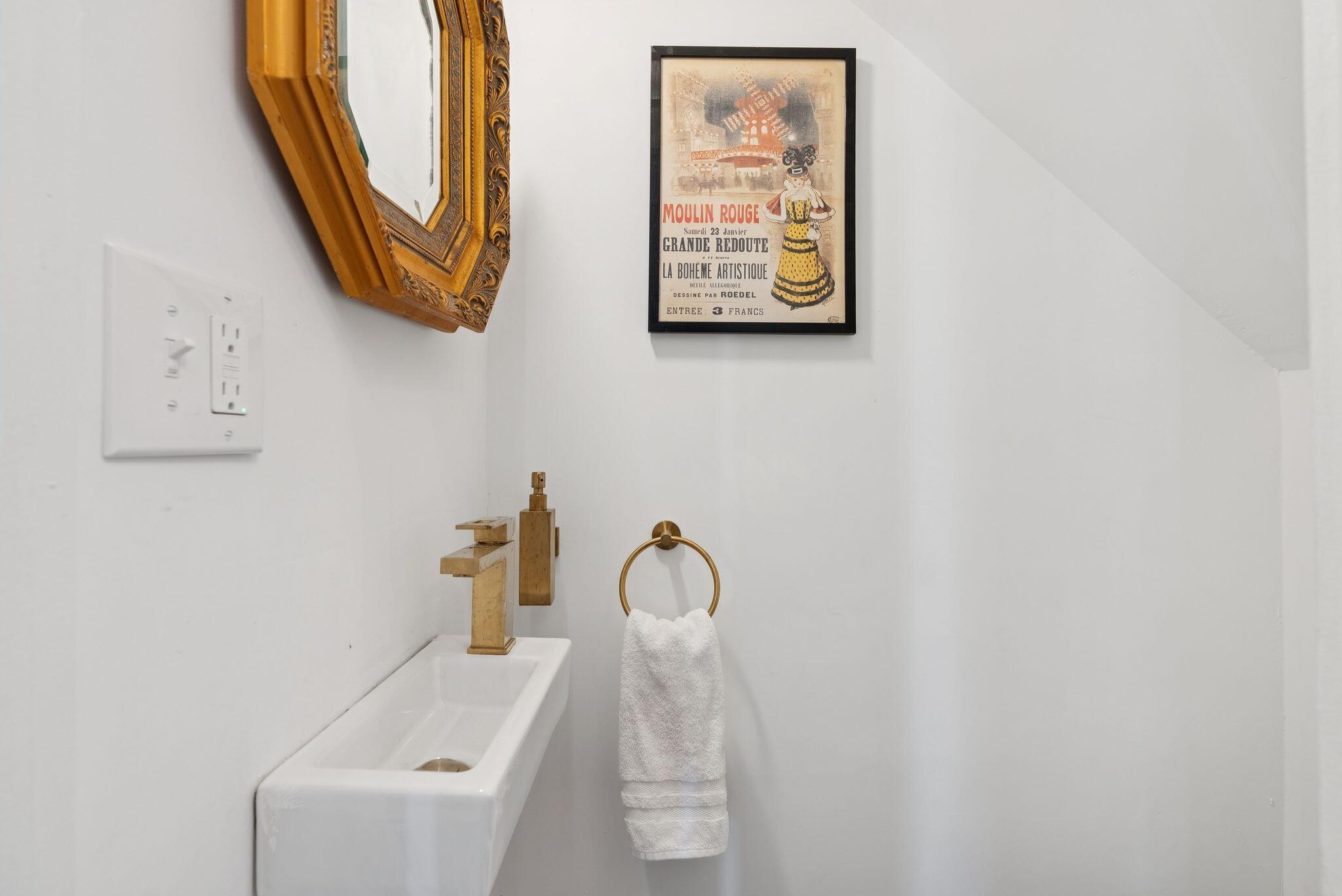 278 Spring Street Portland, ME 04102 - Photo 8 of 52 DSC01547