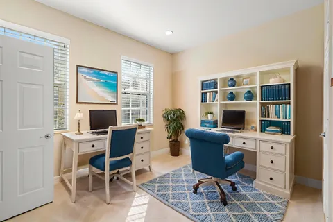 $449,990 | 238 West Thatch Palm Circle, Jupiter, FL 33458