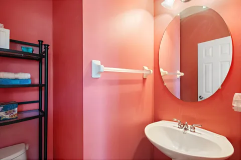 $449,990 | 238 West Thatch Palm Circle, Jupiter, FL 33458