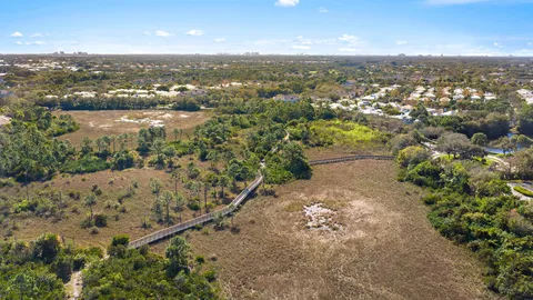 $449,990 | 238 West Thatch Palm Circle, Jupiter, FL 33458