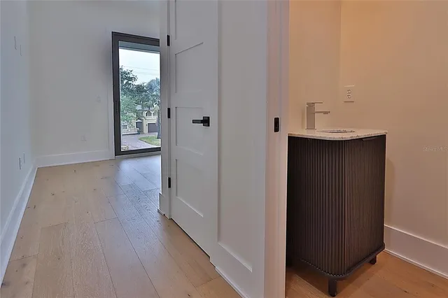 $2,724,000 | 519 West Davis Boulevard, Tampa, FL 33606