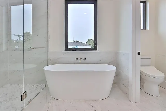 $2,724,000 | 519 West Davis Boulevard, Tampa, FL 33606