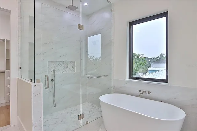 $2,724,000 | 519 West Davis Boulevard, Tampa, FL 33606