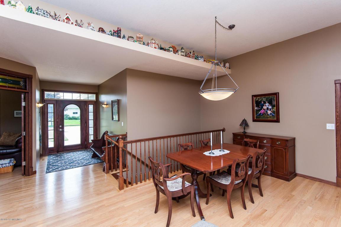2827 Sunset Lane Northeast Rochester, MN 55906 - Photo 7 of 41