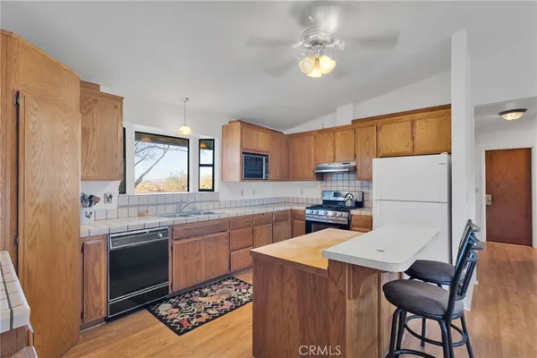 $949,900 | 37404 Harvard Road, Newberry Springs, CA 92365