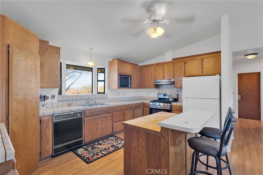 37404 Harvard Road Newberry Springs, CA 92365 - Photo 16 of 62