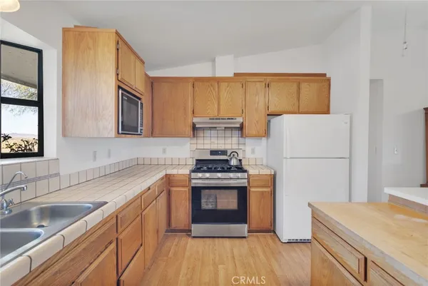 $949,900 | 37404 Harvard Road, Newberry Springs, CA 92365