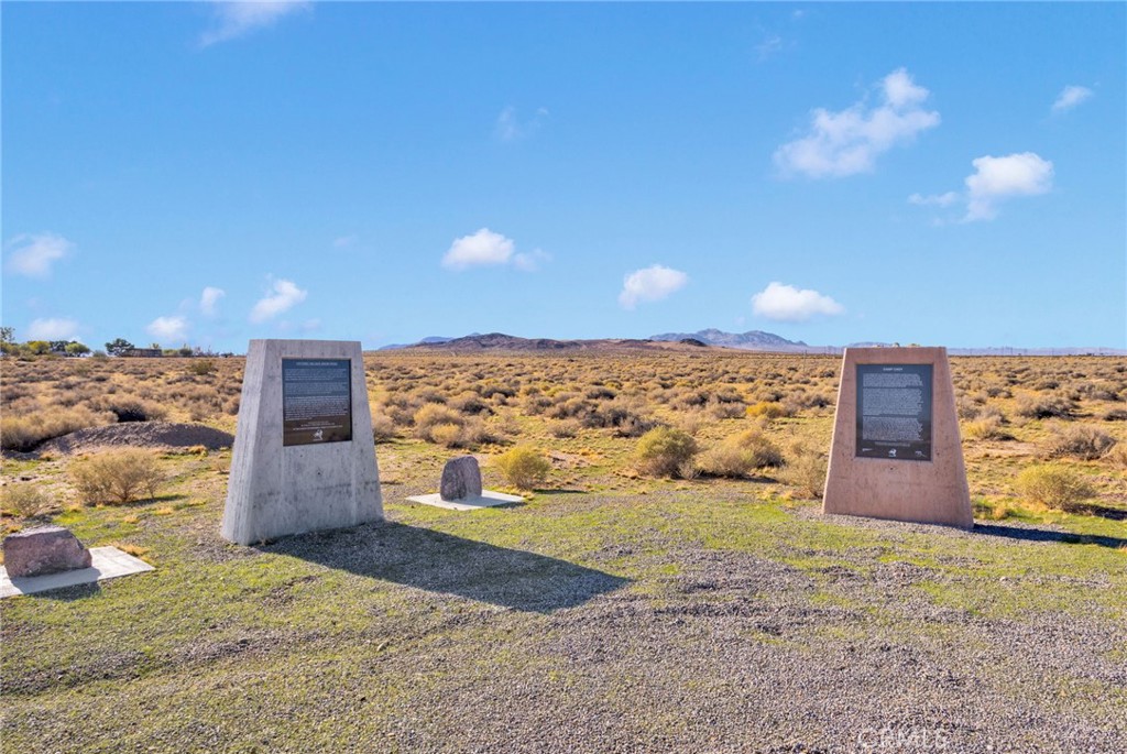 37404 Harvard Road Newberry Springs, CA 92365 - Photo 5 of 62