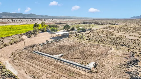 $949,900 | 37404 Harvard Road, Newberry Springs, CA 92365