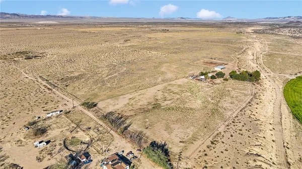 $949,900 | 37404 Harvard Road, Newberry Springs, CA 92365