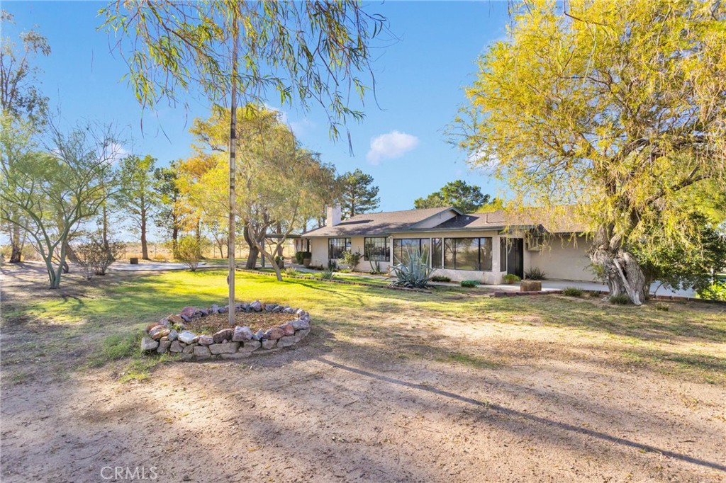 37404 Harvard Road Newberry Springs, CA 92365 - Photo 9 of 62