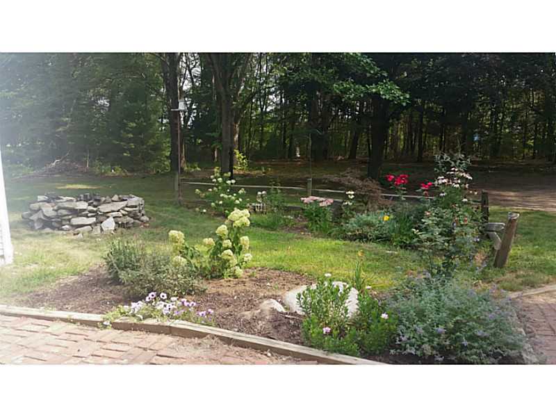 111 Elmdale Road Scituate, RI 02857 - Photo 3 of 14 View.