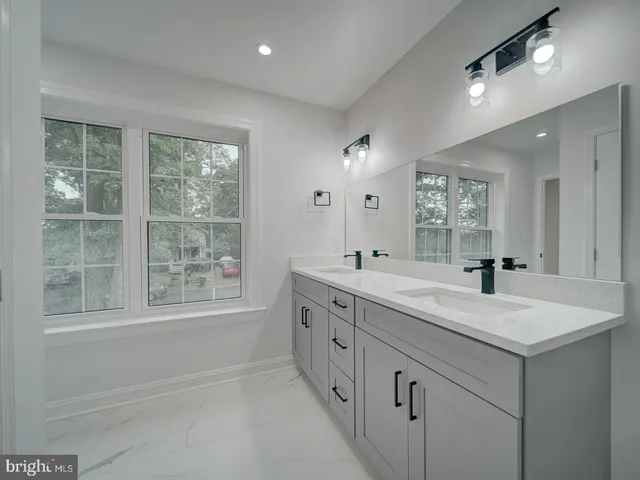 $937,000 | 3912 Livingston Street, Hyattsville, MD 20781