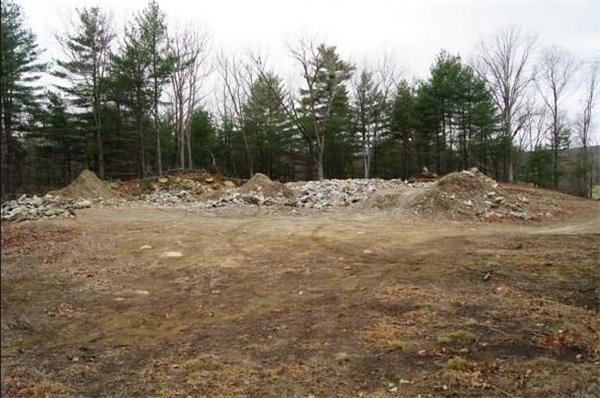 32 Quisset Road Mendon, MA 01756 - Photo 3 of 6 Gallery Image 3
