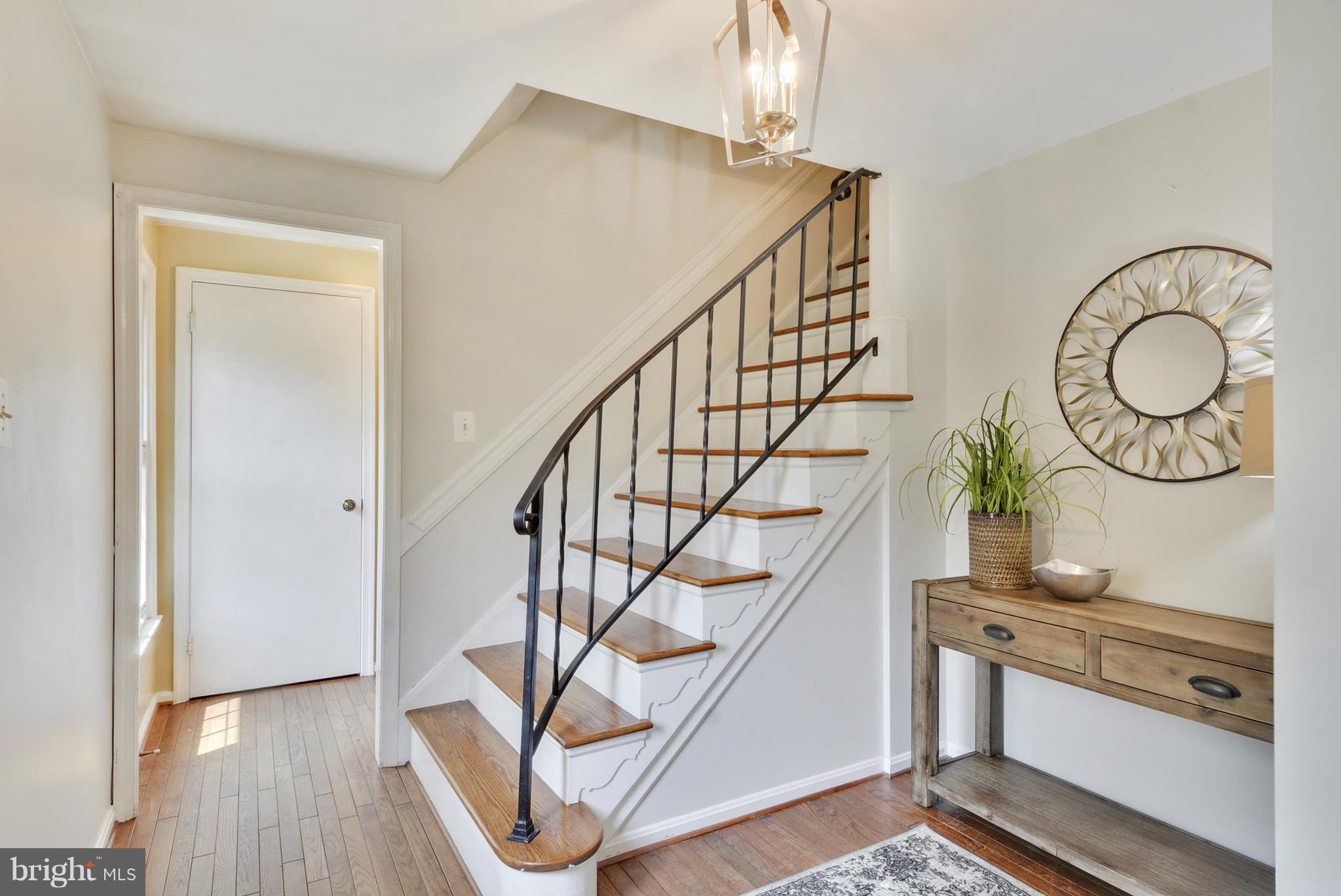 8303 Magic Leaf Road Springfield, VA 22153 - Photo 2 of 30 Welcome Guests in this Beautiful Entry!