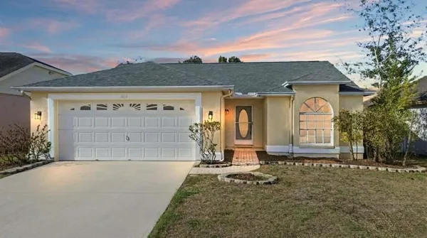 $325,000 | 603 Sand Ridge Drive, Valrico, FL 33594