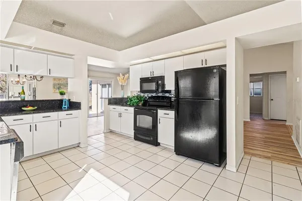 $325,000 | 603 Sand Ridge Drive, Valrico, FL 33594