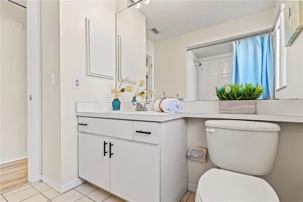 $325,000 | 603 Sand Ridge Drive, Valrico, FL 33594