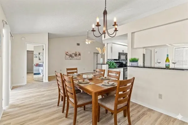 $325,000 | 603 Sand Ridge Drive, Valrico, FL 33594