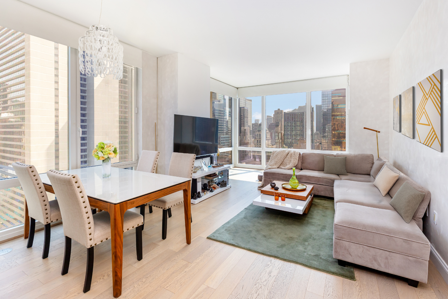 247 West 46th Street, Unit 3104 Manhattan, NY 10036 - Photo 1 of 16