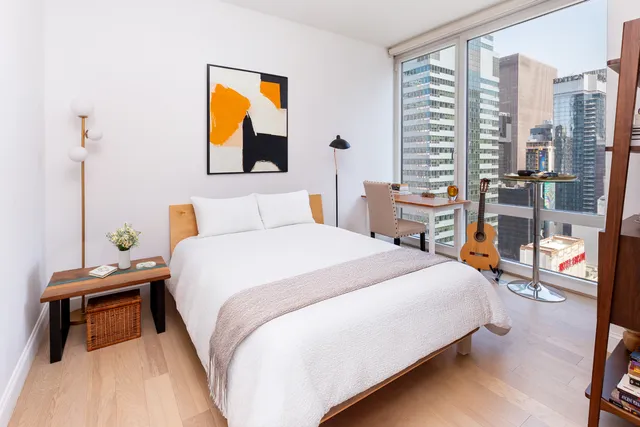 $1,848,000 | 247 West 46th Street, Unit 3104 | Theater District