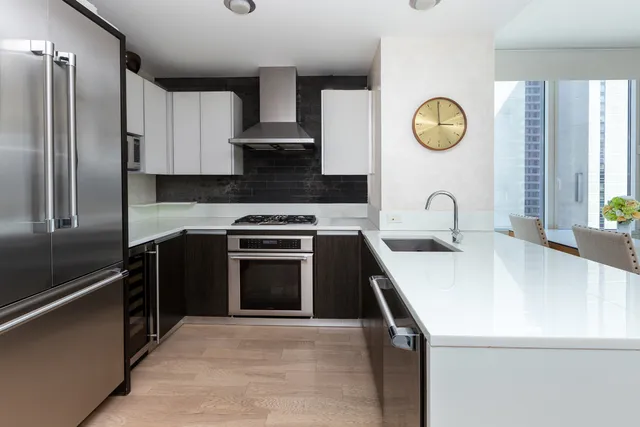$1,848,000 | 247 West 46th Street, Unit 3104 | Theater District