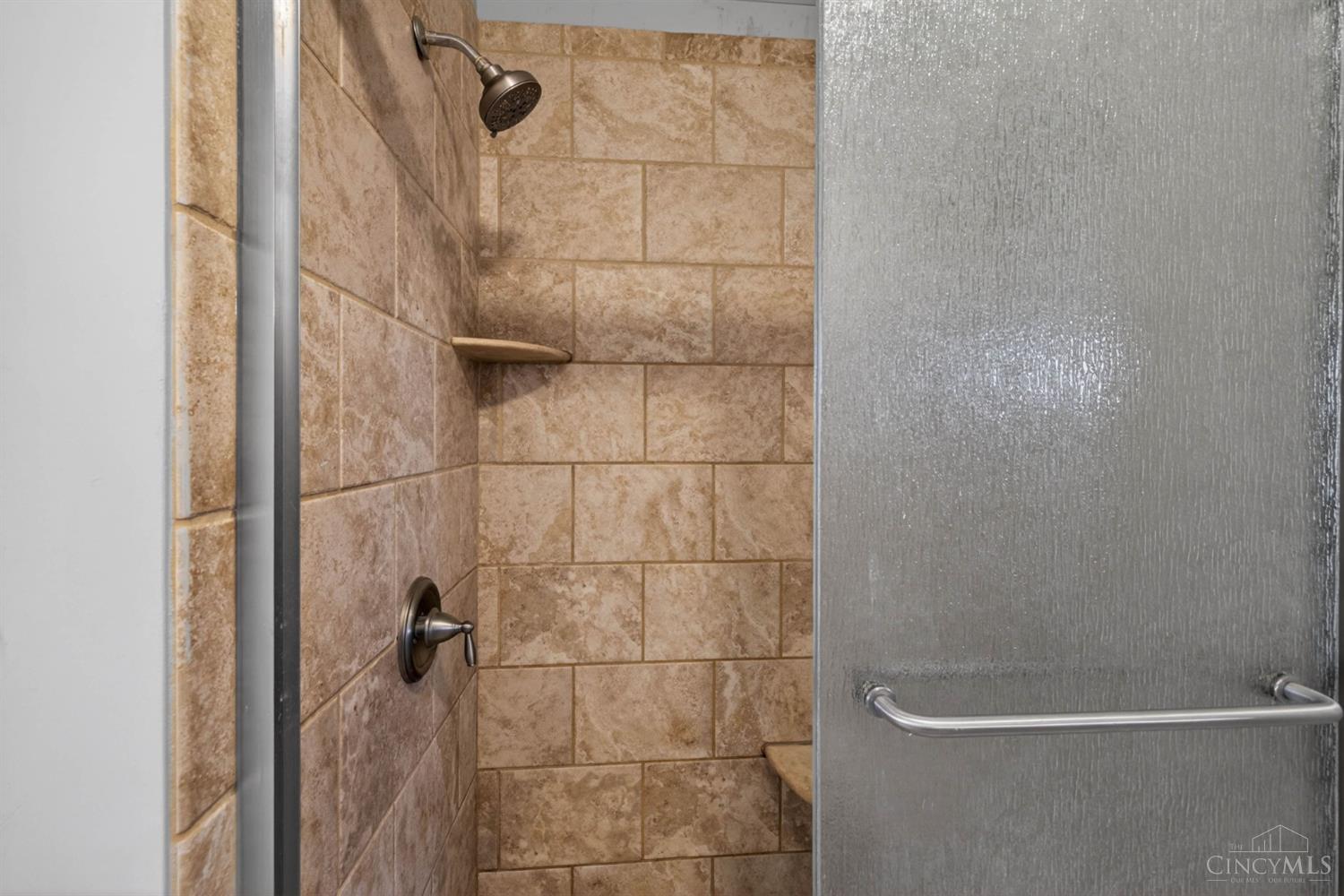 621 Orient Way Hamilton, OH 45013 - Photo 33 of 46