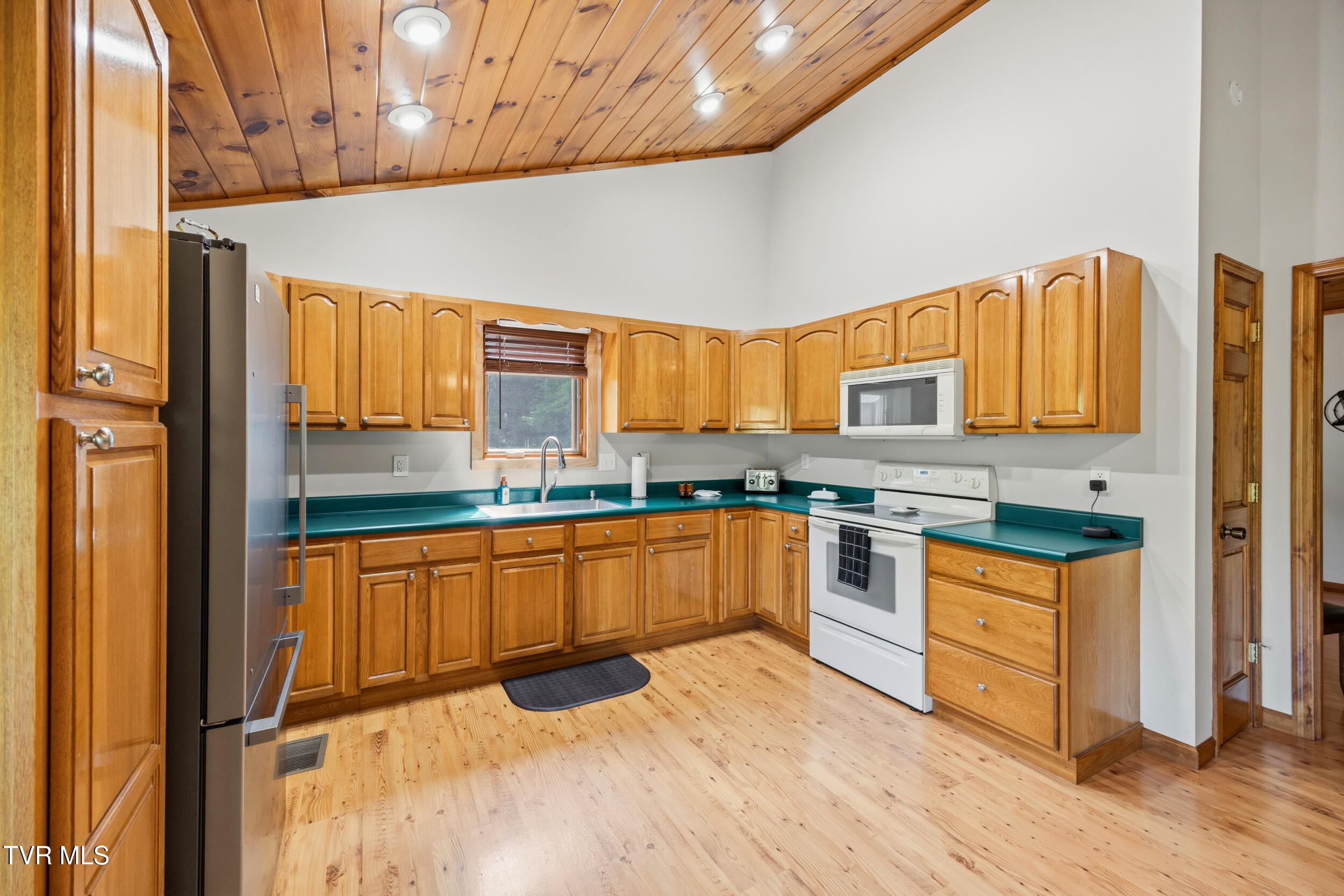 3427 Bill Douglas Road Newport, TN 37821 - Photo 12 of 50 55_kitchen-3