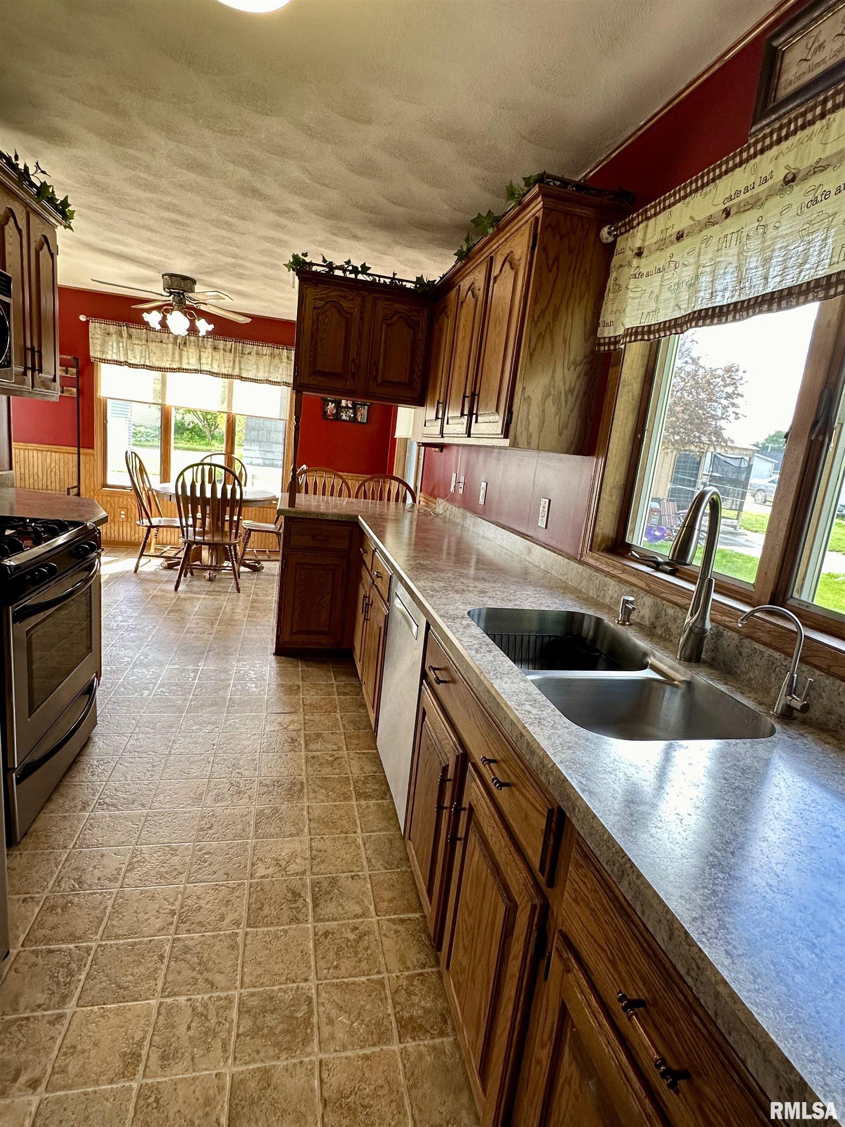 655 Ferry Road Miles, IA 52064 - Photo 4 of 20 Gallery Image 4