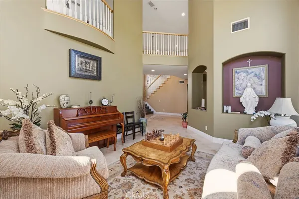 $1,649,000 | 5861 Mustang Drive, Simi Valley, CA 93063