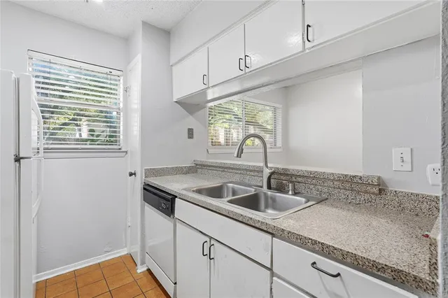 $179,000 | 4211 Holland Avenue, Unit 105, Dallas, TX 75219