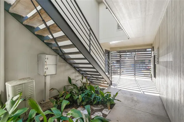 $179,000 | 4211 Holland Avenue, Unit 105, Dallas, TX 75219