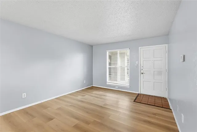 $179,000 | 4211 Holland Avenue, Unit 105, Dallas, TX 75219