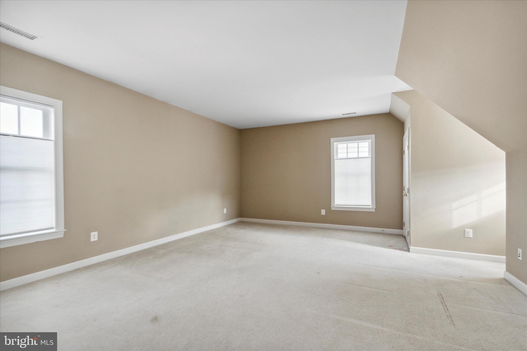 300 Kennard Road Perkasie, PA 18944 - Photo 9 of 40