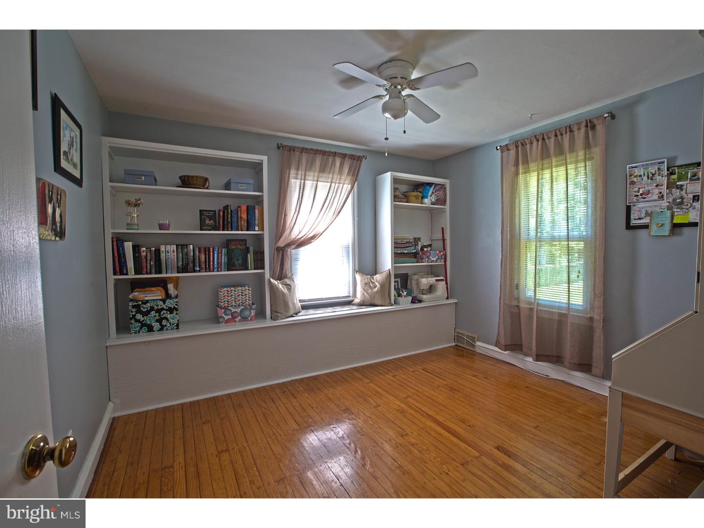 709 Filbert Street Palmyra, NJ 08065 - Photo 14 of 24 Bedroom 3