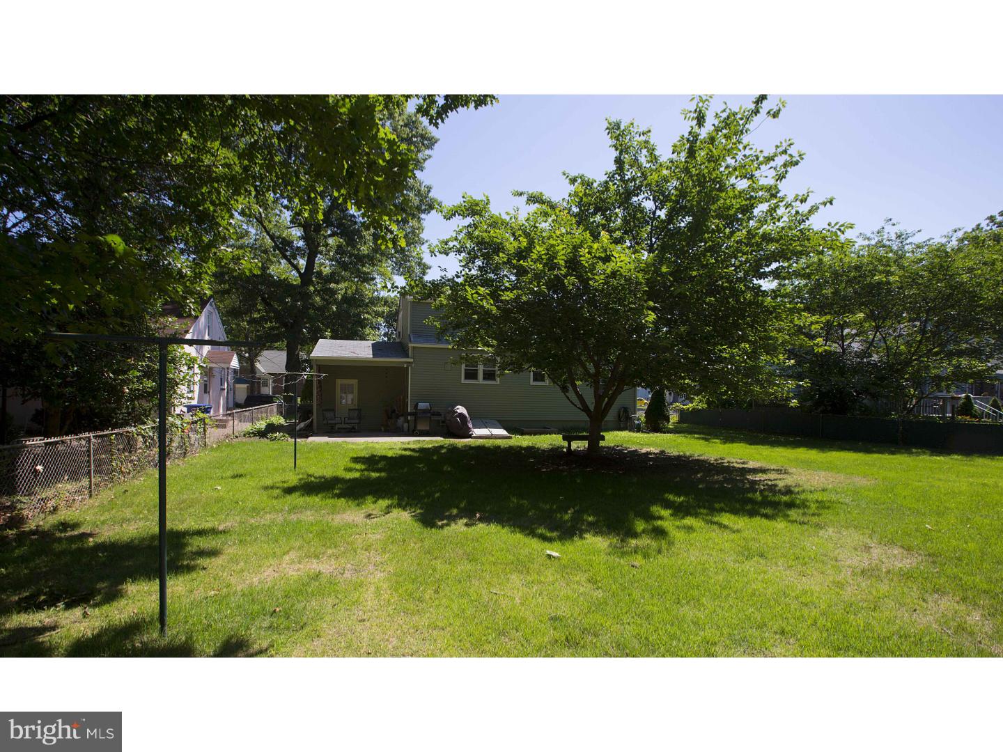 709 Filbert Street Palmyra, NJ 08065 - Photo 21 of 24 Back Yard