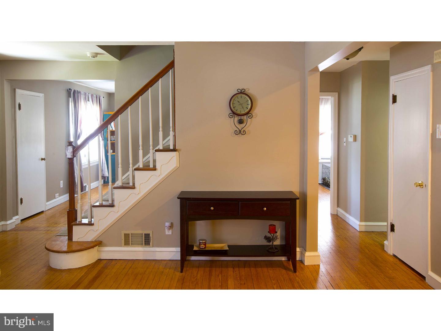 709 Filbert Street Palmyra, NJ 08065 - Photo 7 of 24 Hallway