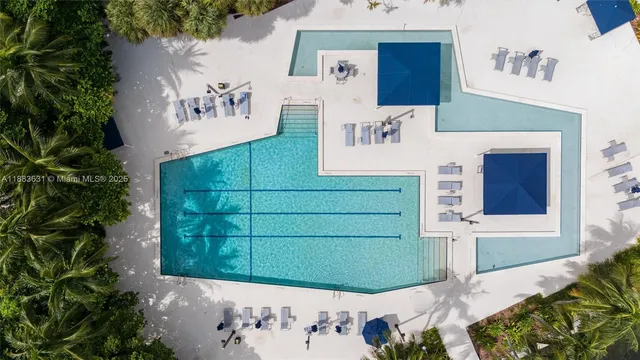 a view of a entryway