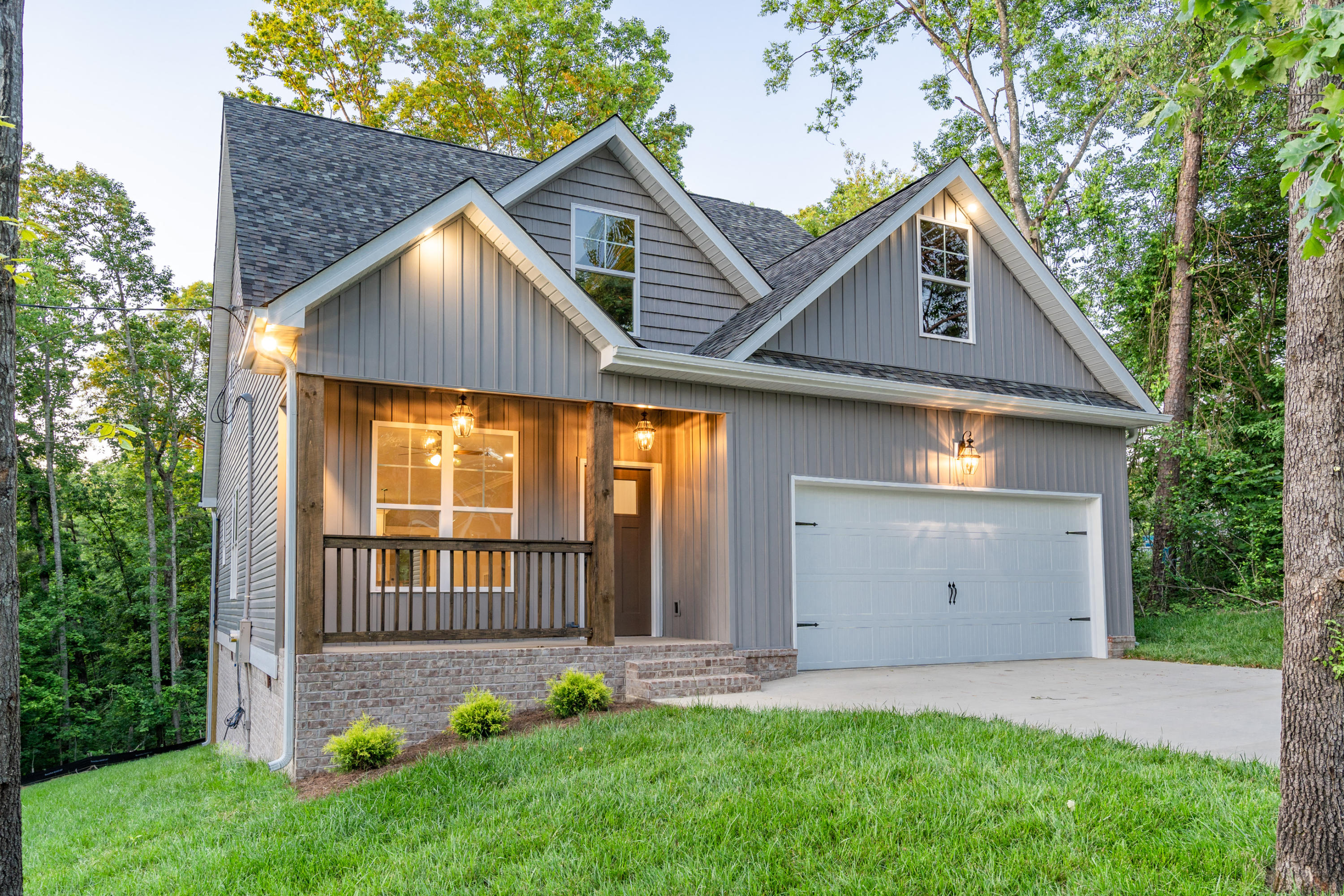 725 Pin Oak Road Ringgold, GA 30736 - Photo 1 of 38 Front 1