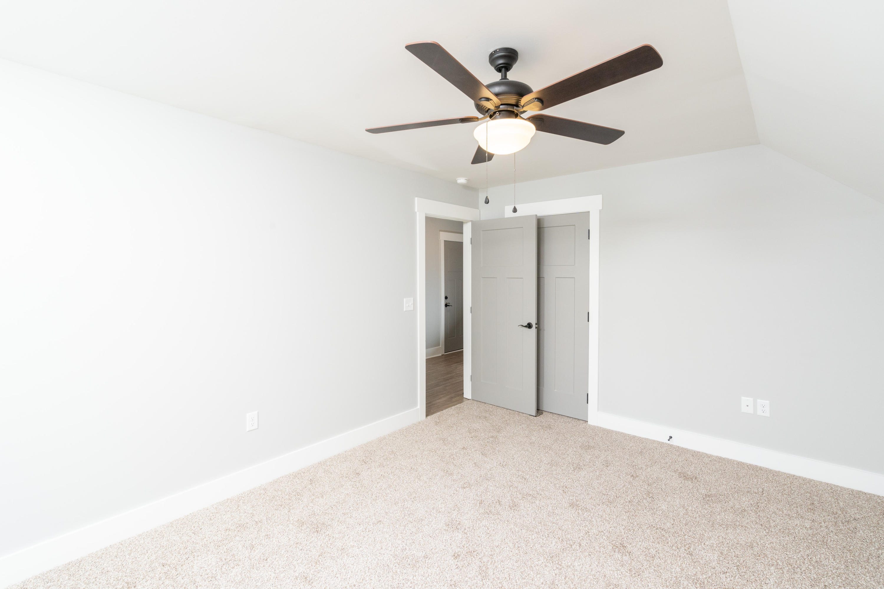 725 Pin Oak Road Ringgold, GA 30736 - Photo 26 of 38 Bedroom 2 Hall Door open