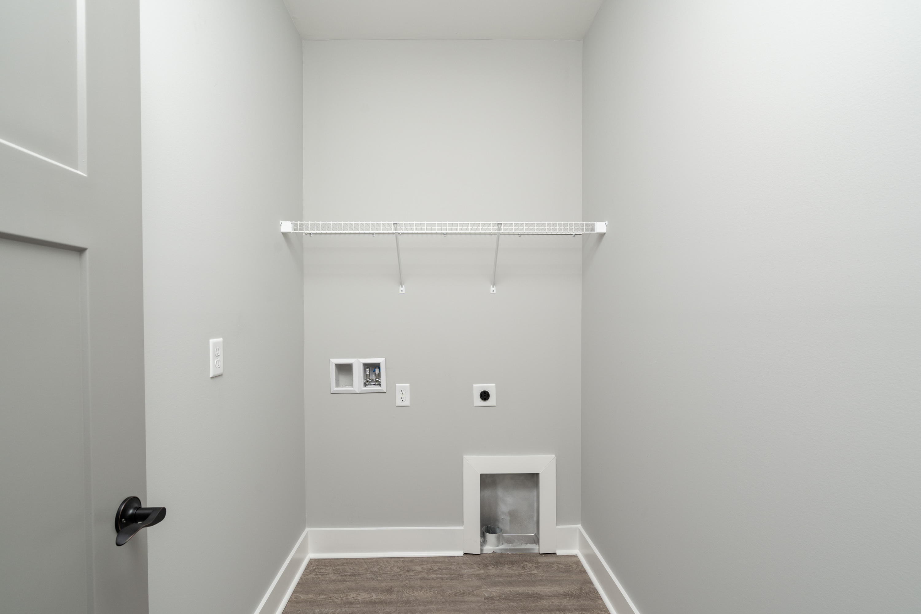 725 Pin Oak Road Ringgold, GA 30736 - Photo 31 of 38 Laundry