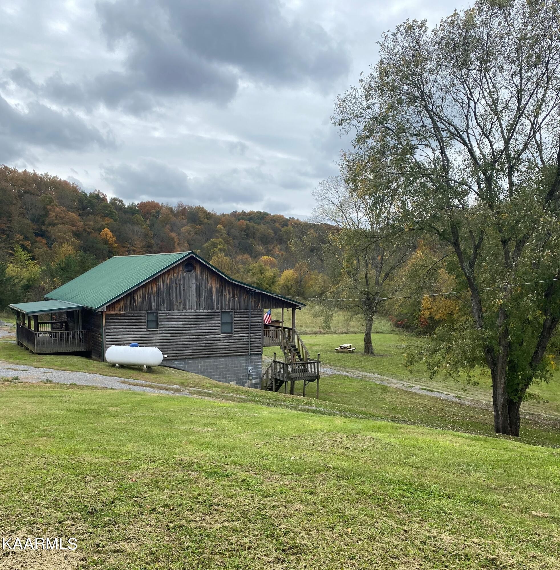 1570 Fowler Grove Road Newport, TN 37821 - Photo 4 of 44 Gallery Image 4