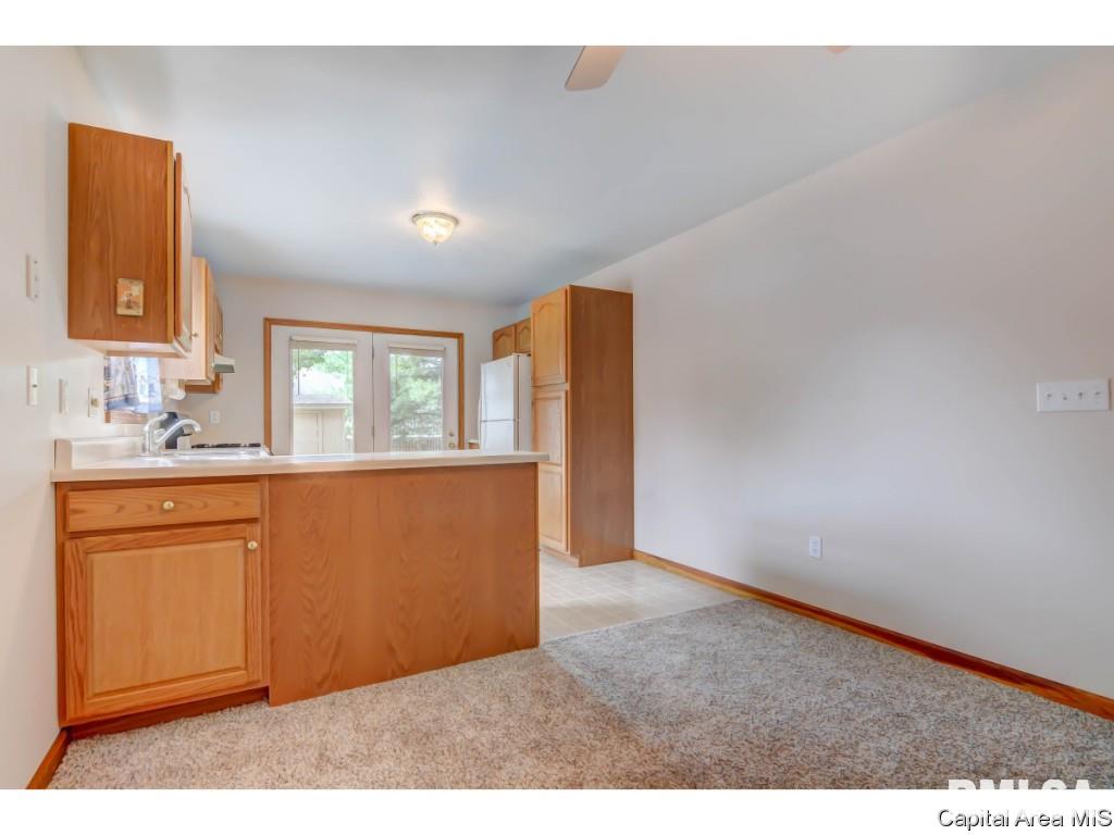 212 Eagle Ridge Drive Chatham, IL 62629 - Photo 11 of 27 Gallery Image 11