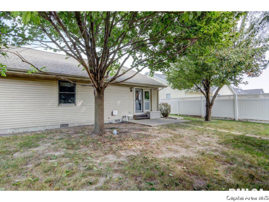 212 Eagle Ridge Drive Chatham, IL 62629 - Photo 26 of 27 Gallery Image 26